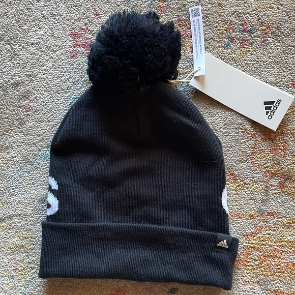 adidas POMPOM BEANIE - Picture 2 of 3